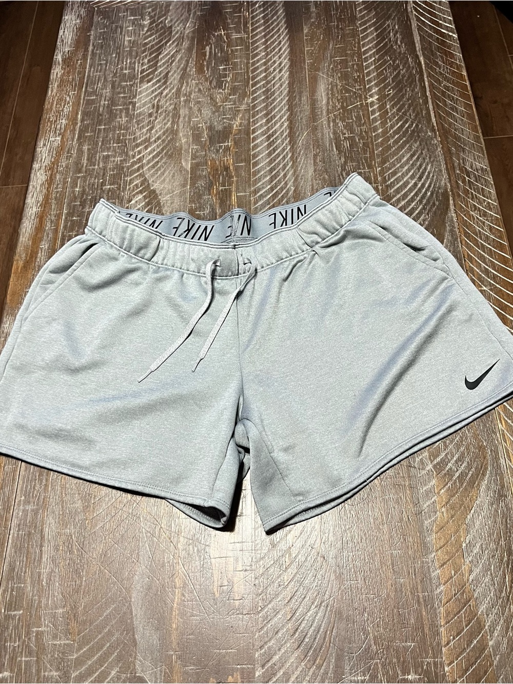 Nike Dri-Fit Women's Gray Athletic Shorts Size XL